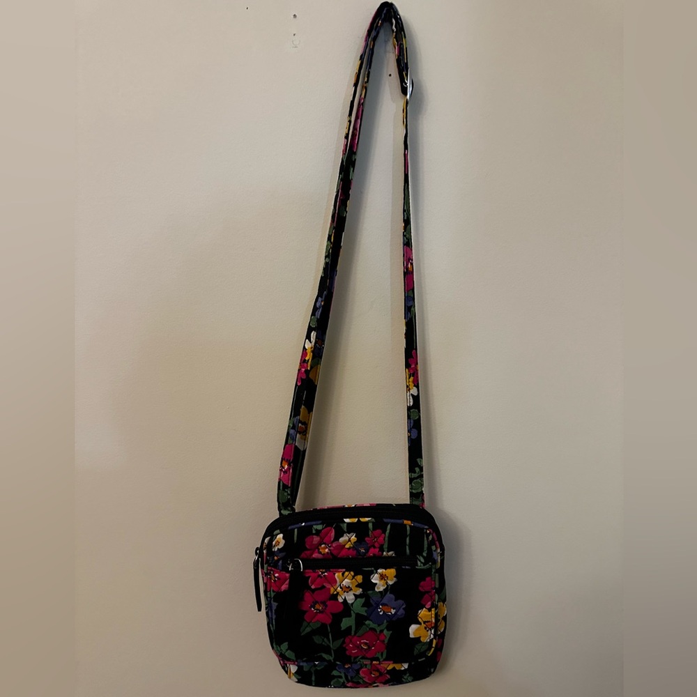 Vera Bradley, mini-hipster, never used, Wildflower Garden pattern.